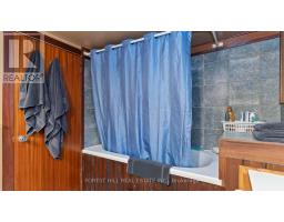 910 OXFORD STREET W - 27