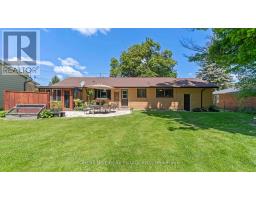 910 OXFORD STREET W - 35