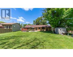 910 OXFORD STREET W - 36