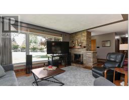 910 OXFORD STREET W - 6