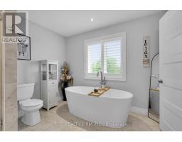 67 BOYD BOULEVARD - 21