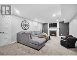 67 BOYD BOULEVARD - 32