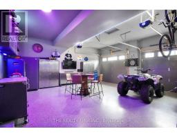 67 BOYD BOULEVARD - 38