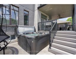 67 BOYD BOULEVARD - 43