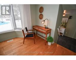 10 MILFORD CRESCENT - 10