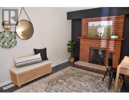 10 MILFORD CRESCENT - 22