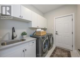 38 MORAINE WALK - 26