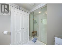 60 MERIDENE CRESCENT E - 20