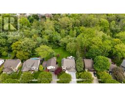 60 MERIDENE CRESCENT E - 50