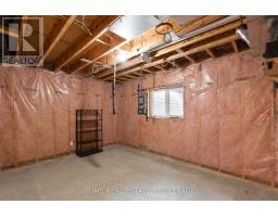43 BRIDLE PATH - 30