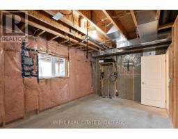 43 BRIDLE PATH - 31