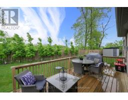35 - 1061 EAGLETRACE DRIVE - 10