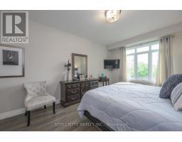 35 - 1061 EAGLETRACE DRIVE - 26