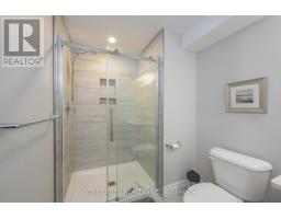 35 - 1061 EAGLETRACE DRIVE - 42