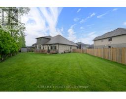 35 - 1061 EAGLETRACE DRIVE - 7