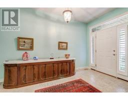 32 - 19 AUGUSTA CRESCENT - 6