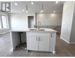 33 HEMLOCK CRESCENT - 14