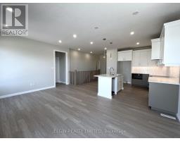 33 HEMLOCK CRESCENT - 15