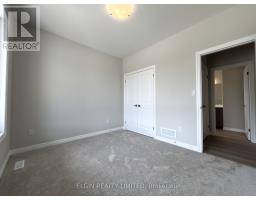 33 HEMLOCK CRESCENT - 6