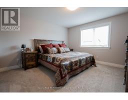 825 BINNING STREET W - 27