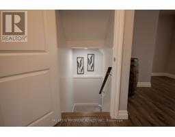 825 BINNING STREET W - 37