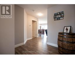 825 BINNING STREET W - 4