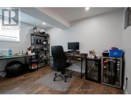 825 BINNING STREET W - 44
