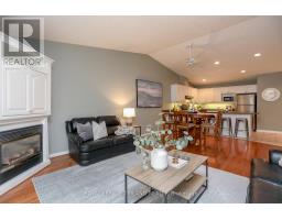 20 - 1241 BEAVERBROOK AVENUE - 25