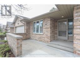 20 - 1241 BEAVERBROOK AVENUE - 7
