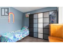 78 SINCLAIR AVENUE - 23