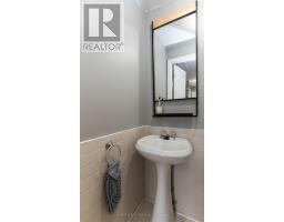 78 SINCLAIR AVENUE - 28