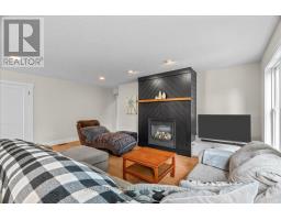 215 DERUITER DRIVE - 12