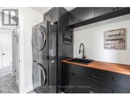 215 DERUITER DRIVE - 18