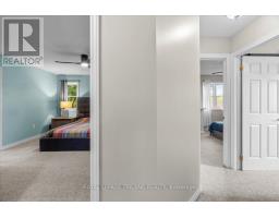 215 DERUITER DRIVE - 32