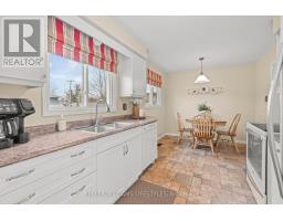 60 JAMES STREET N - 11