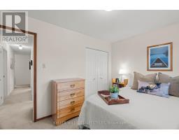 60 JAMES STREET N - 21