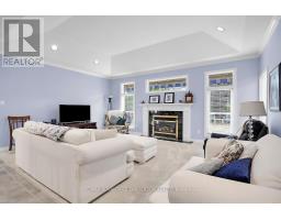 61 CALVERT LANE - 15
