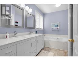 61 CALVERT LANE - 26