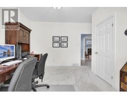 61 CALVERT LANE - 30