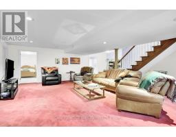61 CALVERT LANE - 35