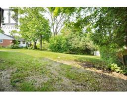 95 EDGAR DRIVE - 32