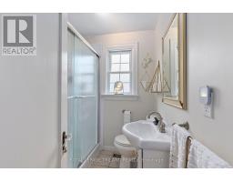 32 BRISCOE STREET E - 12