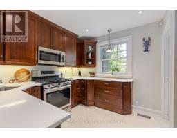 32 BRISCOE STREET E - 19