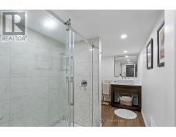 32 BRISCOE STREET E - 24