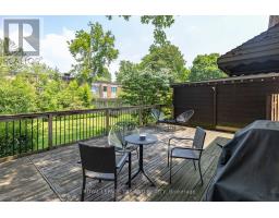 32 BRISCOE STREET E - 35