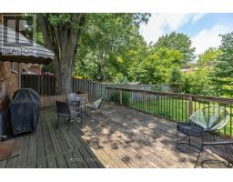 32 BRISCOE STREET E - 36