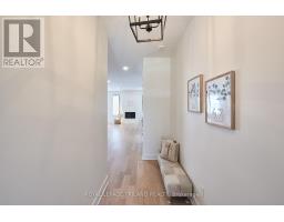 927 UPPER POINT AVENUE - 3