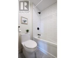 927 UPPER POINT AVENUE - 34