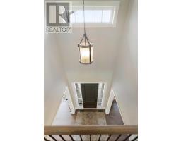 18 - 7091 CLAYTON WALK - 24