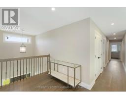 18 - 7091 CLAYTON WALK - 26